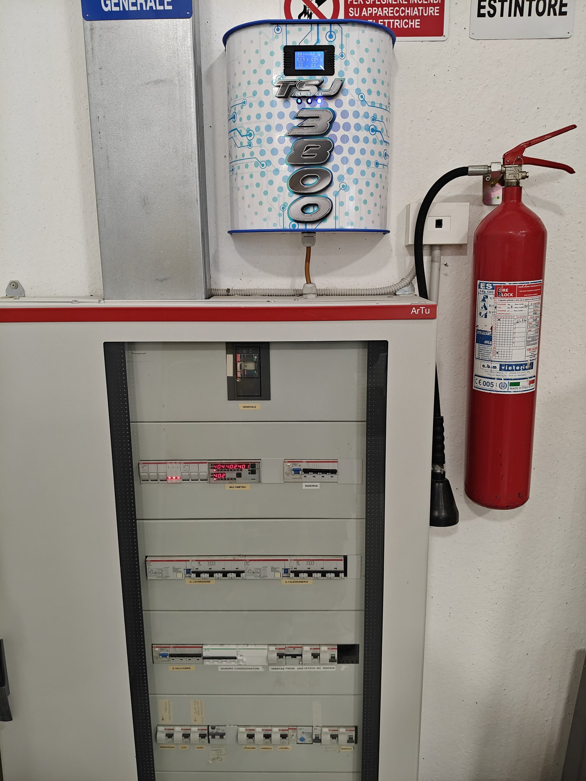 TSJ3800 – Smart Energy Saver for Small Businesses and Homes (Up to 30kW)