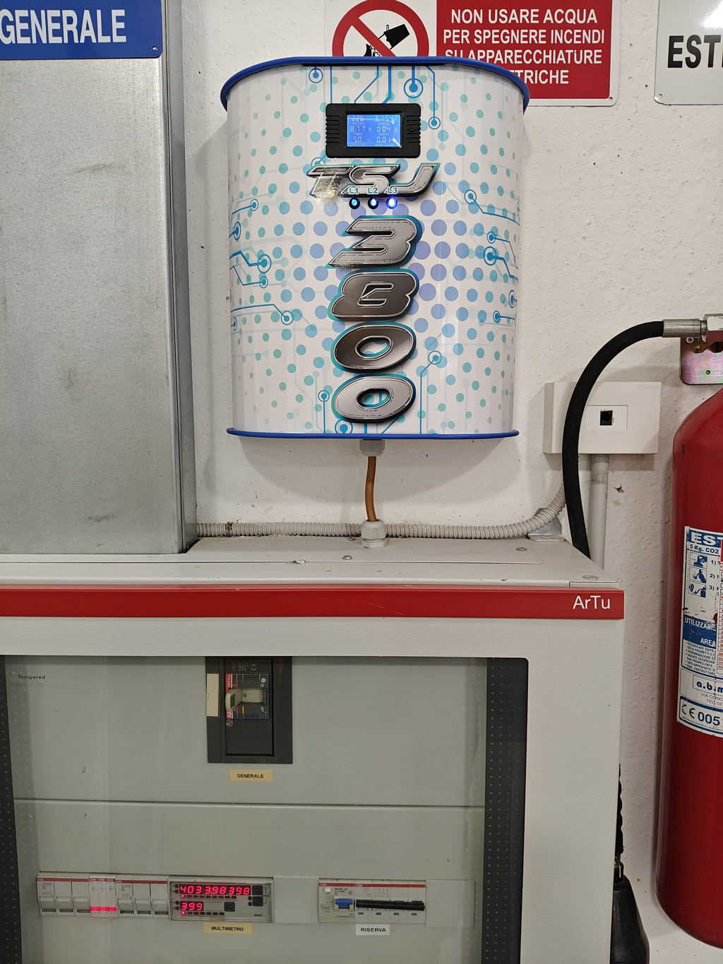 TSJ3800 – Smart Energy Saver for Small Businesses and Homes (Up to 30kW)