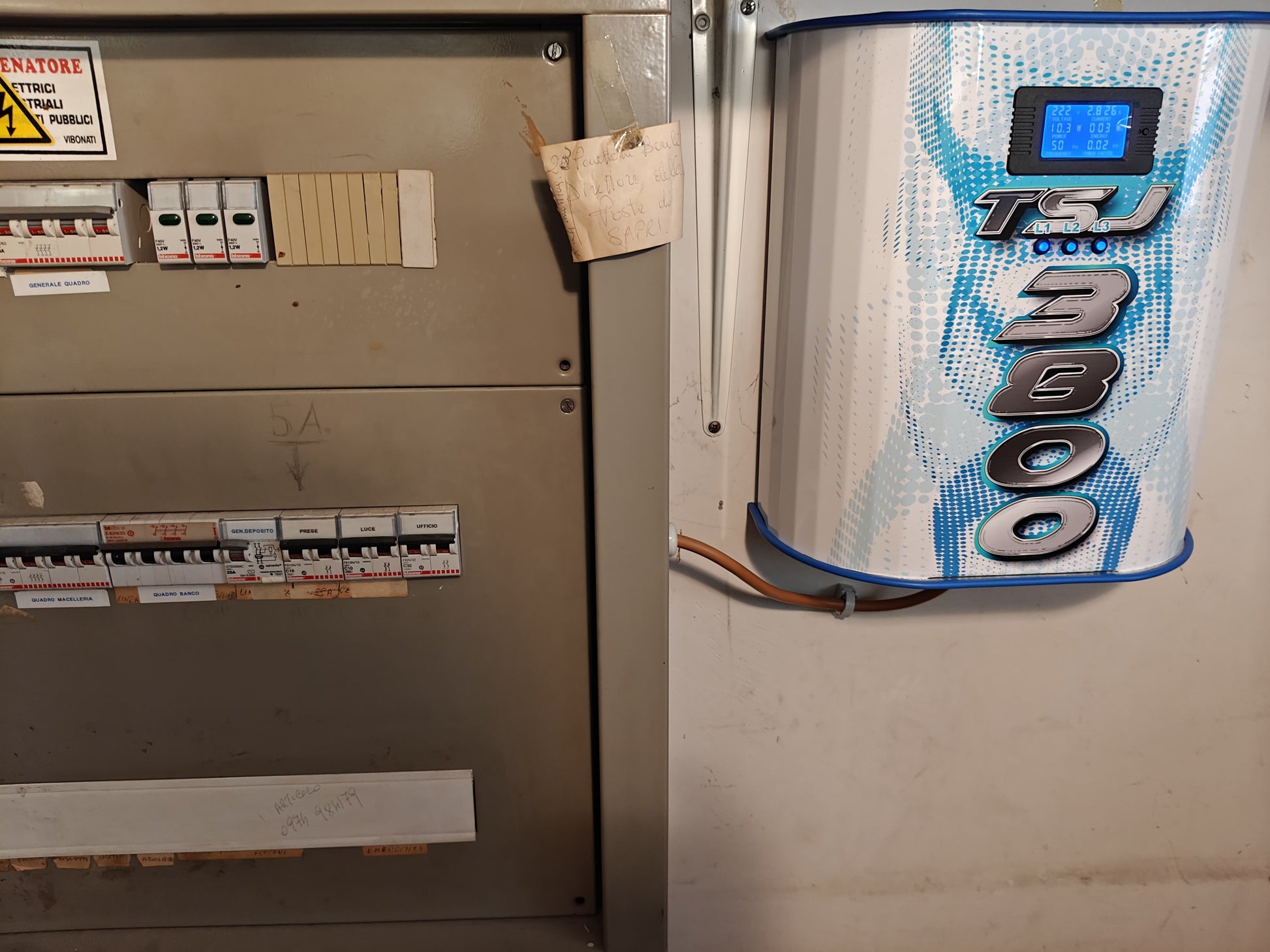TSJ3800 – Smart Energy Saver for Small Businesses and Homes (Up to 30kW)