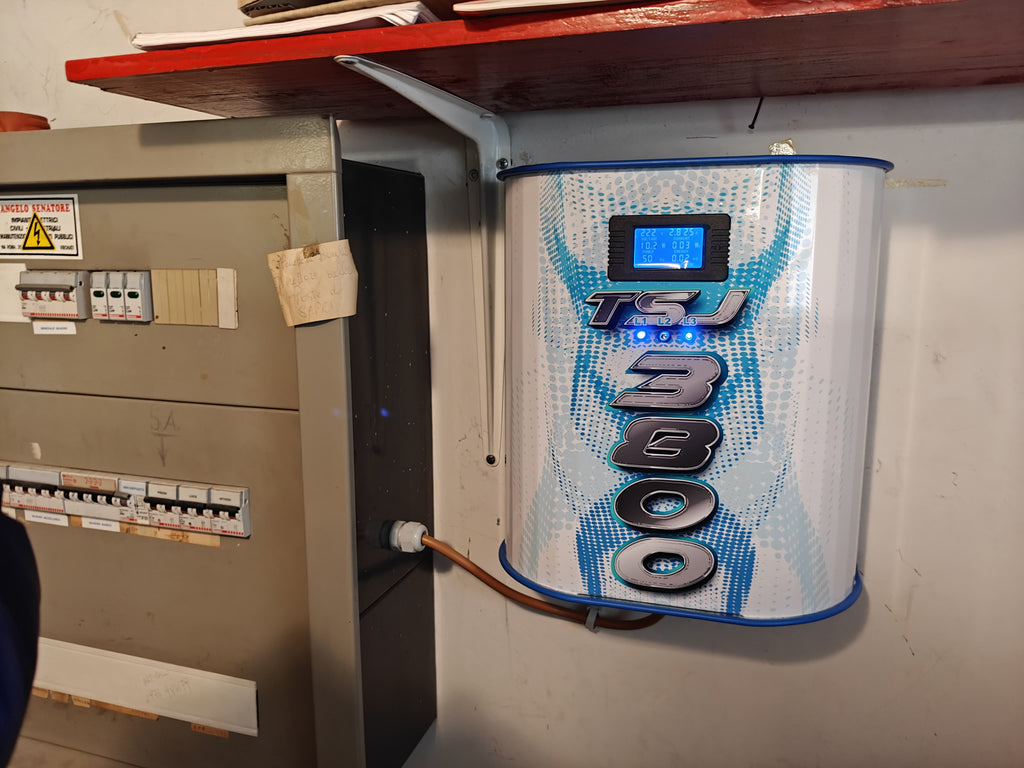 TSJ3800 – Smart Energy Saver for Small Businesses and Homes (Up to 30kW)